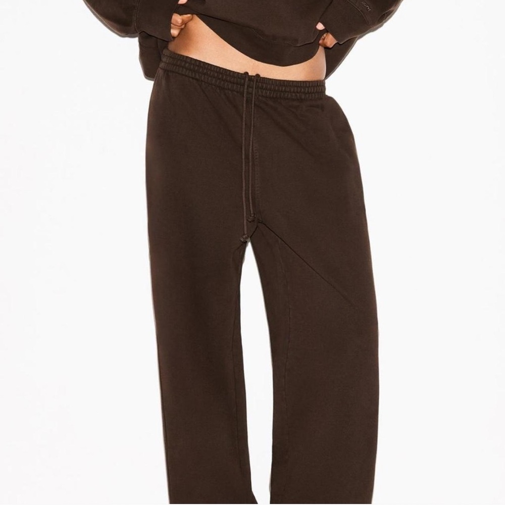 Skims brand new sweatpants